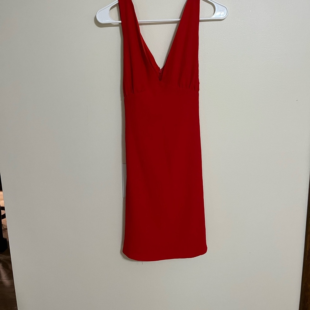 Elegant Red Sleeveless Dress